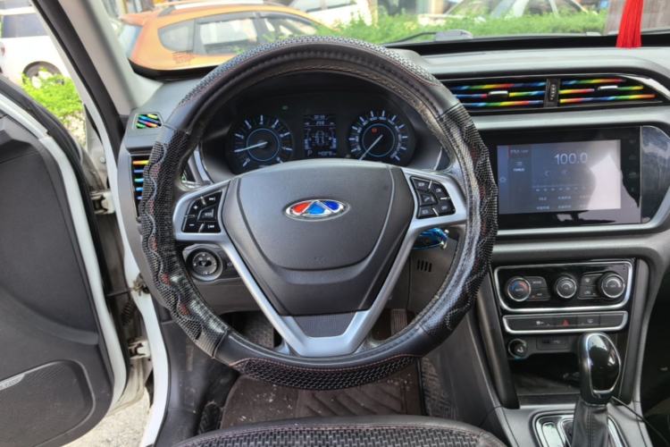 Used Chery Tiggo 3 2016 1.6L CVT ZhiShang Edition Steering Wheel