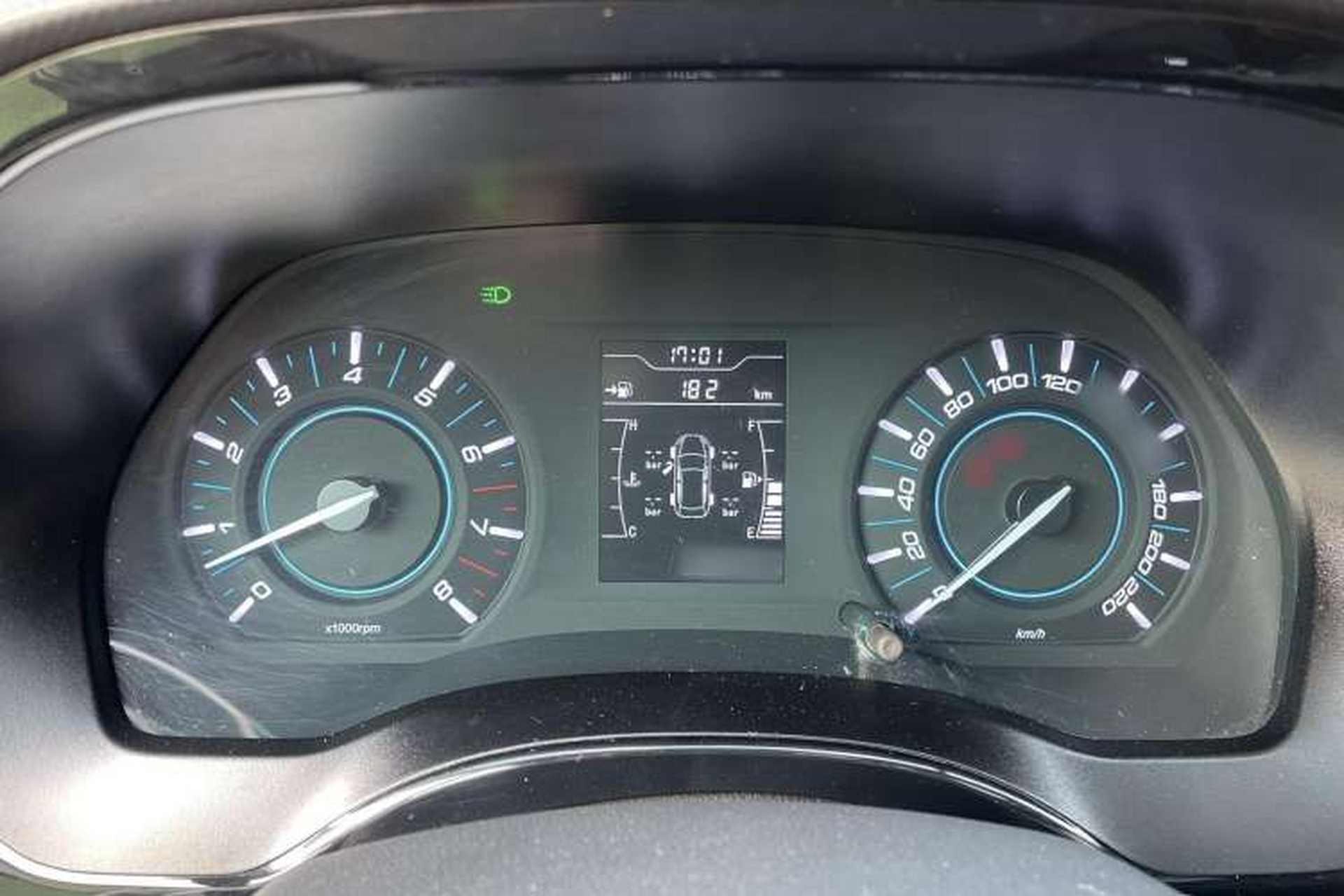 Used Chery Tiggo 3 2016 1.6L Manual ZhiShang Edition Steering Wheel
