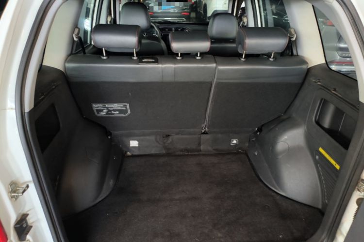 Used Chery Tiggo 3 2016 1.6L CVT ZhiShang Edition Trunk