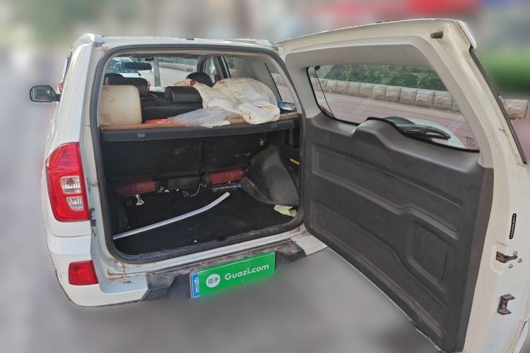 Used Chery Tiggo 3 2016 1.6L Manual ZhiShang Edition Trunk
