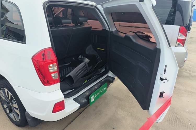 Used Chery Tiggo 3 2016 1.6L CVT ZhiShang Edition Trunk