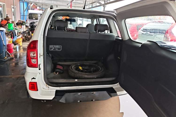 Used Chery Tiggo 3 2016 1.6L Manual Fashion Edition Trunk