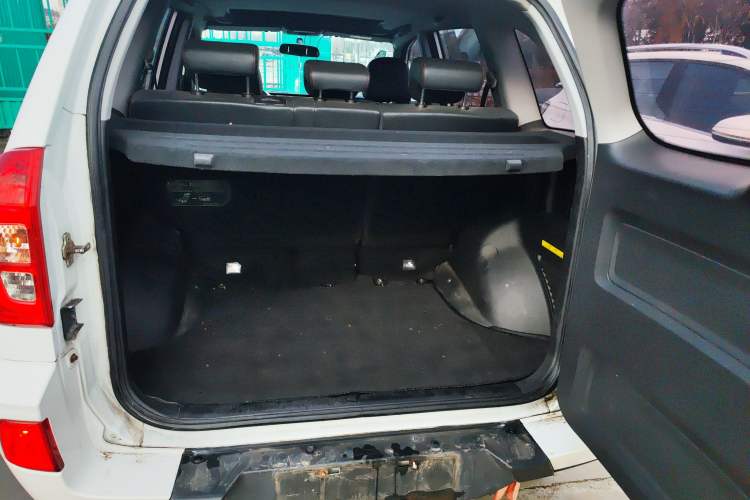 Used Chery Tiggo 3 2016 1.6L CVT ZhiShang Edition Trunk