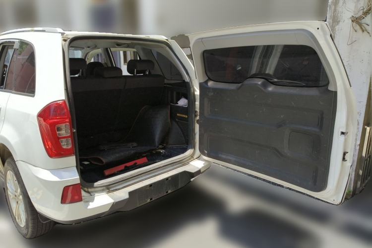 Used Chery Tiggo 3 2016 1.6L Manual Fashion Edition Trunk