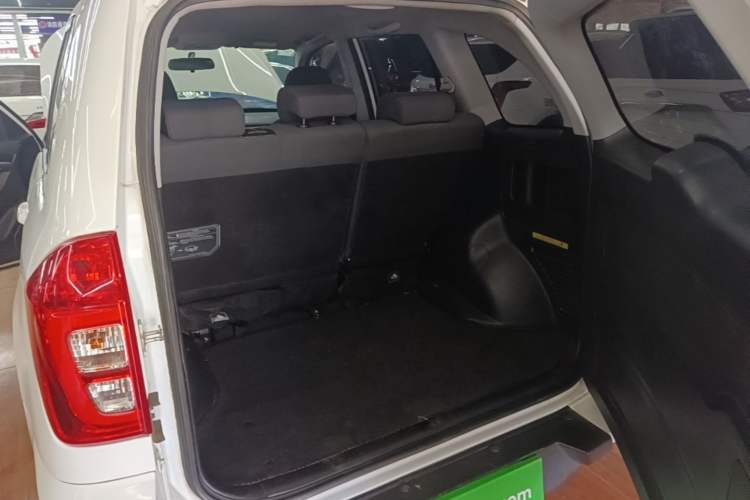 Used Chery Tiggo 3 2016 1.6L CVT Fashion Edition Trunk