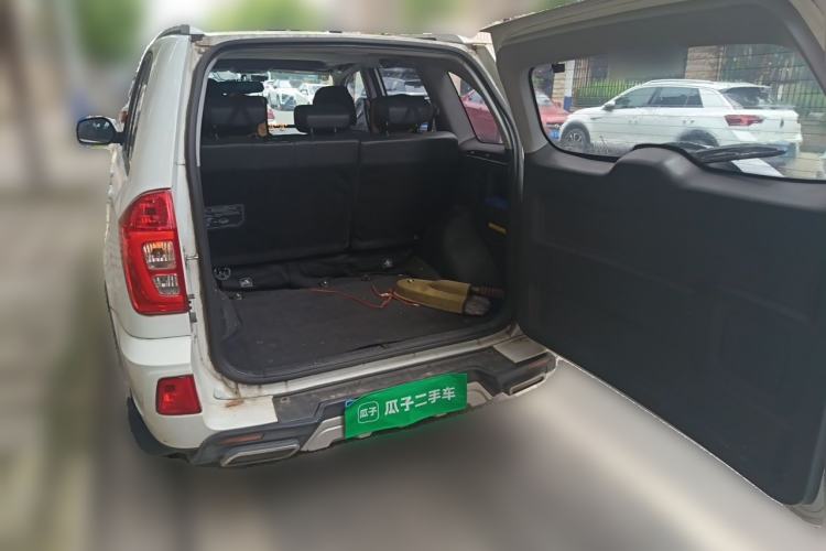 Used Chery Tiggo 3 2016 1.6L Manual ZhiShang Edition Trunk
