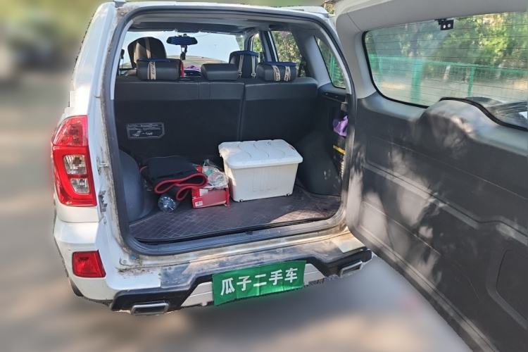 Used Chery Tiggo 3 2016 1.6L Manual ZhiShang Edition Trunk