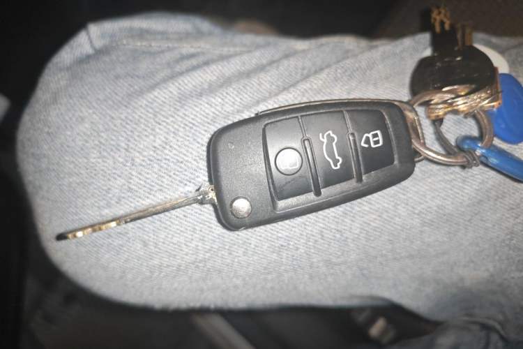 Used Chery Tiggo 3 2016 1.6L CVT ZhiShang Edition Vehicle Key