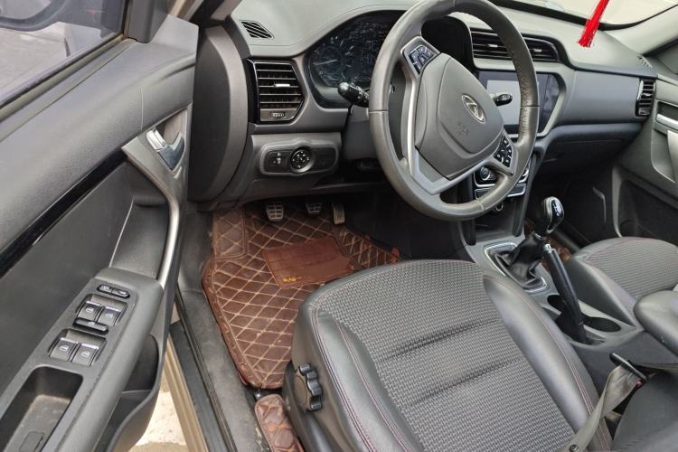 Used Chery Tiggo 3 2016 1.6L Manual ZhiShang Edition Driver Seat