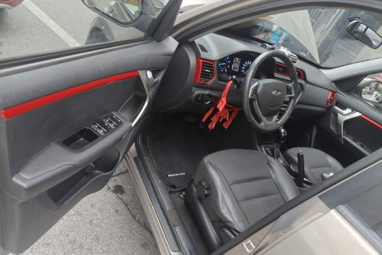 Used Chery Tiggo 3 2016 1.6L CVT ZhiShang Edition Driver Seat