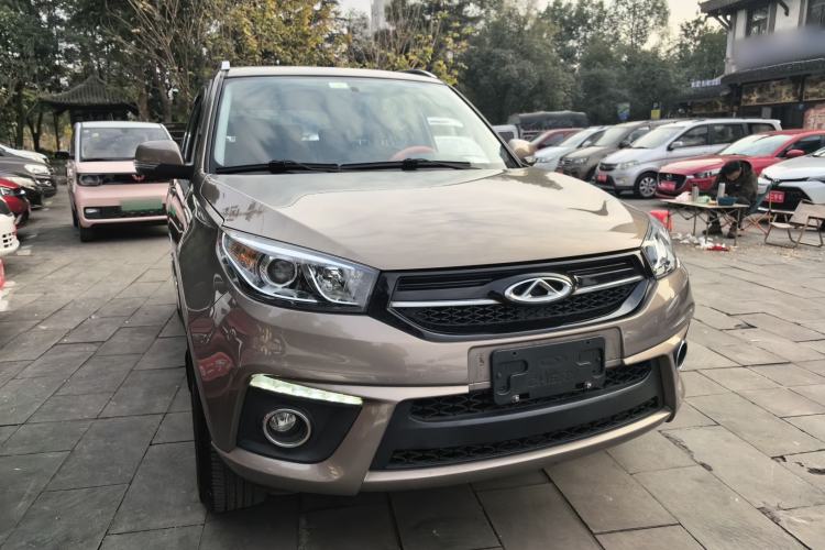 Used Chery Tiggo 3 2016 1.6L Manual ZhiShang Edition Front Right 45 Deg