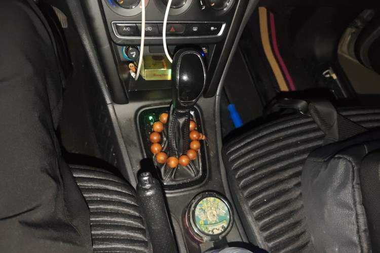 Used Chery Tiggo 3 2016 1.6L CVT Fashion Edition Gear Lever