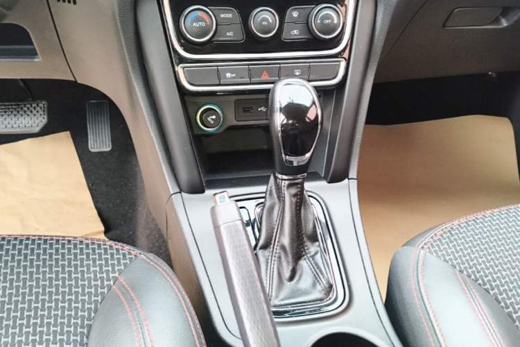 Used Chery Tiggo 3 2016 1.6L CVT ZhiShang Edition Gear Lever
