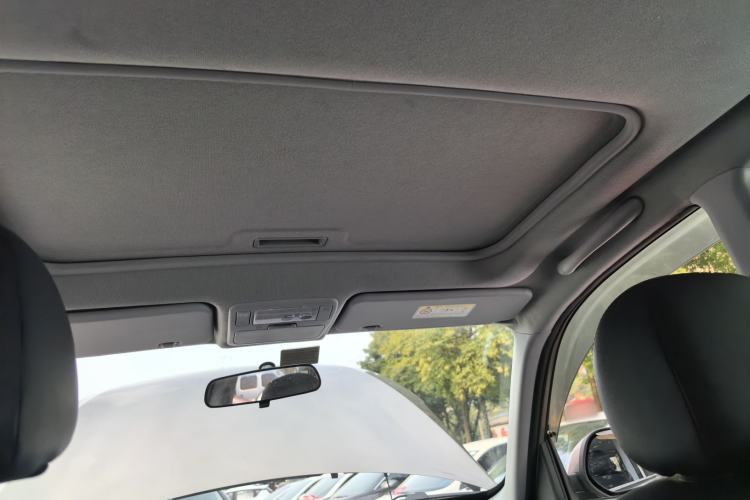 Used Chery Tiggo 3 2016 1.6L Manual ZhiShang Edition Headliner