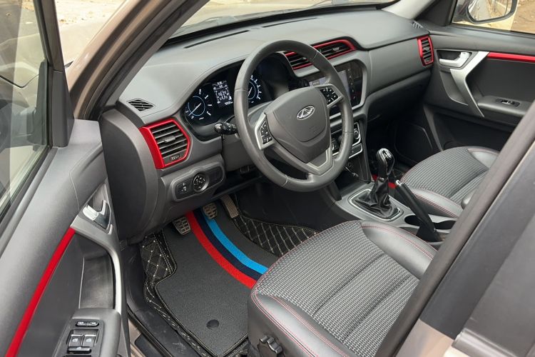 Used Chery Tiggo 3 2016 1.6L Manual ZhiShang Edition Interior 1