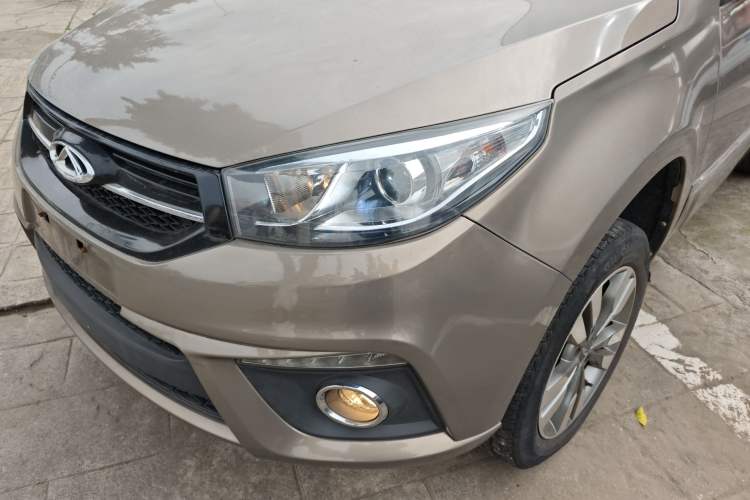 Used Chery Tiggo 3 2016 1.6L Manual ZhiShang Edition Left Front Headlight