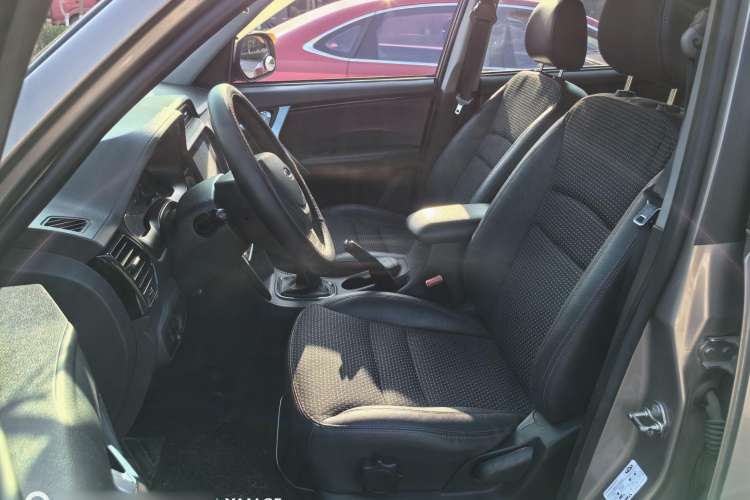 Used Chery Tiggo 3 2016 1.6L Manual ZhiShang Edition Left Front Seat