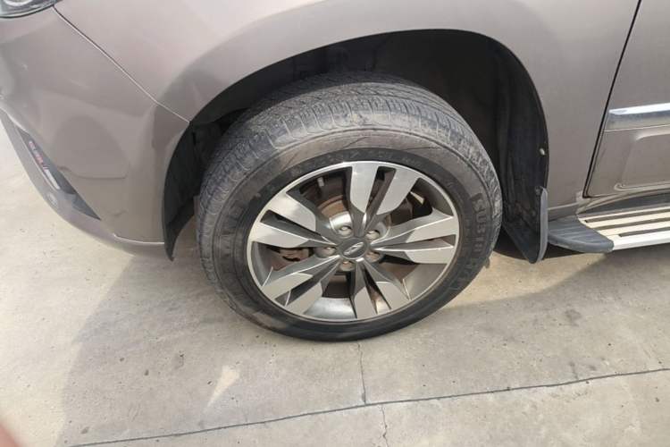 Used Chery Tiggo 3 2016 1.6L Manual ZhiShang Edition Left Front Wheel Hub