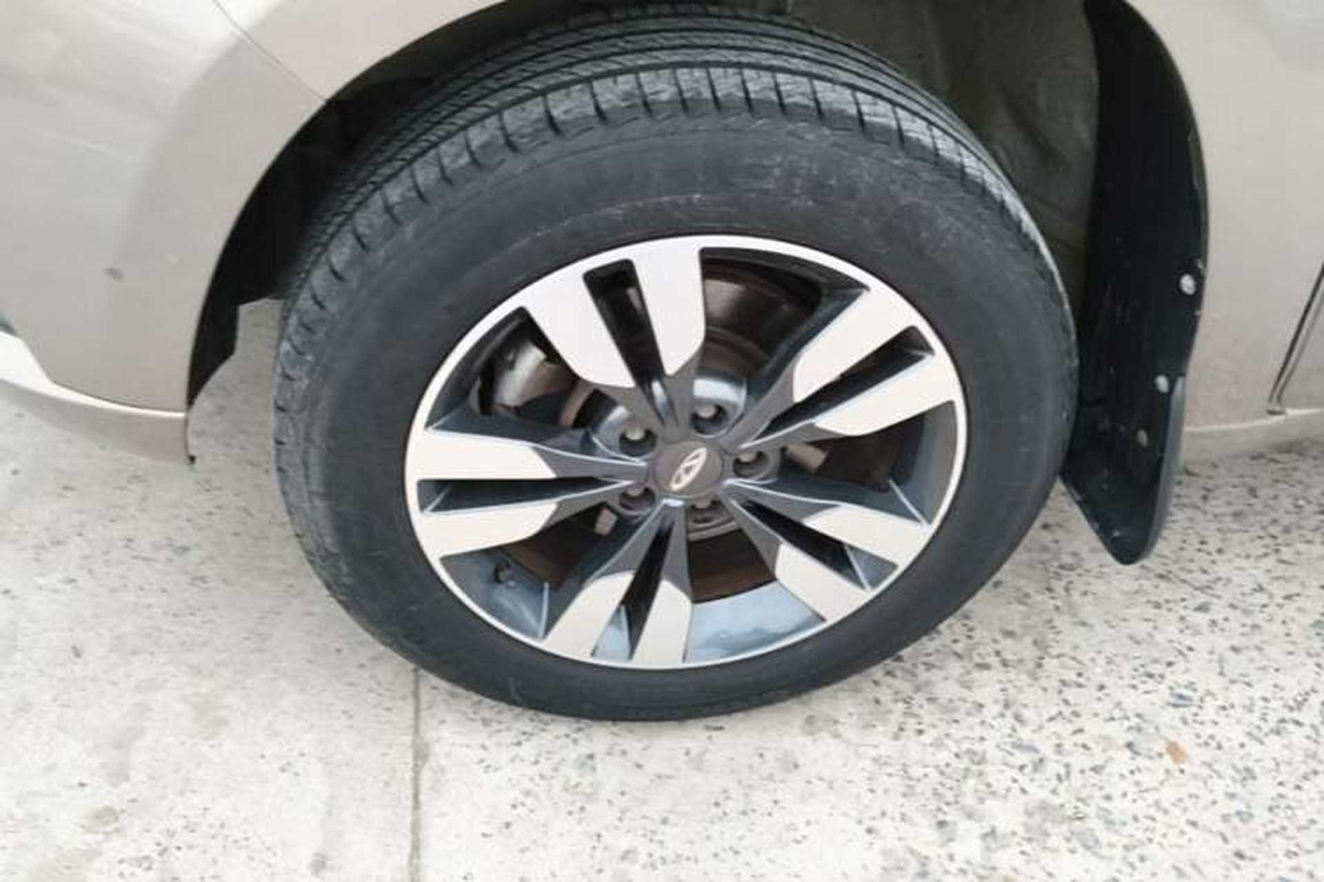 Used Chery Tiggo 3 2016 1.6L CVT ZhiShang Edition Left Front Wheel Hub