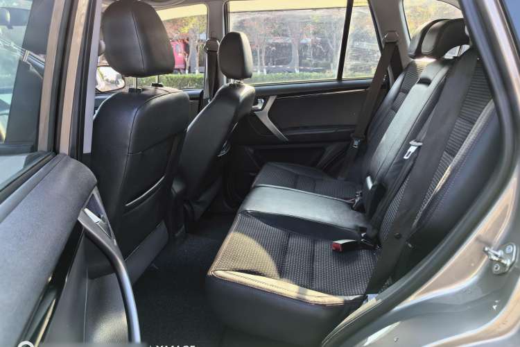 Used Chery Tiggo 3 2016 1.6L Manual ZhiShang Edition Left Rear Seat