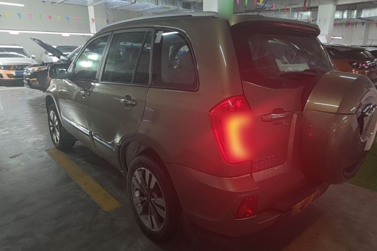 Used Chery Tiggo 3 2016 1.6L Manual ZhiShang Edition Rear Left 45 Deg