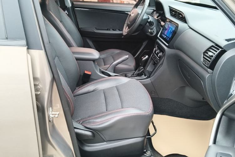 Used Chery Tiggo 3 2016 1.6L CVT ZhiShang Edition Right Front Seat