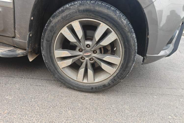 Used Chery Tiggo 3 2016 1.6L CVT ZhiShang Edition Right Front Wheel Hub