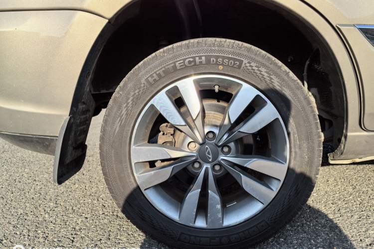 Used Chery Tiggo 3 2016 1.6L Manual ZhiShang Edition Right Rear Wheel Hub