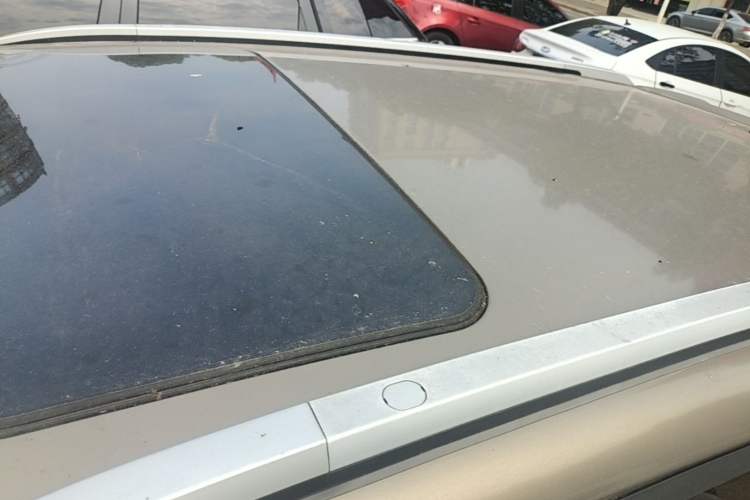 Used Chery Tiggo 3 2016 1.6L Manual ZhiShang Edition Roof