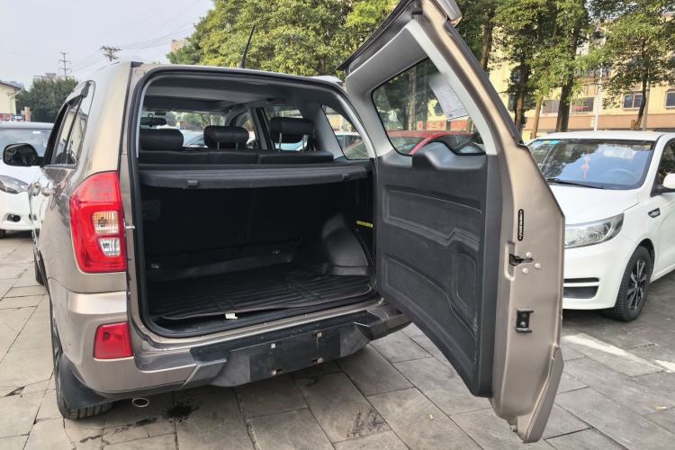 Used Chery Tiggo 3 2016 1.6L Manual ZhiShang Edition Trunk