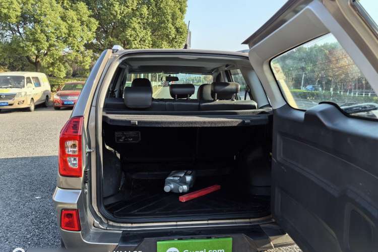 Used Chery Tiggo 3 2016 1.6L Manual ZhiShang Edition Trunk