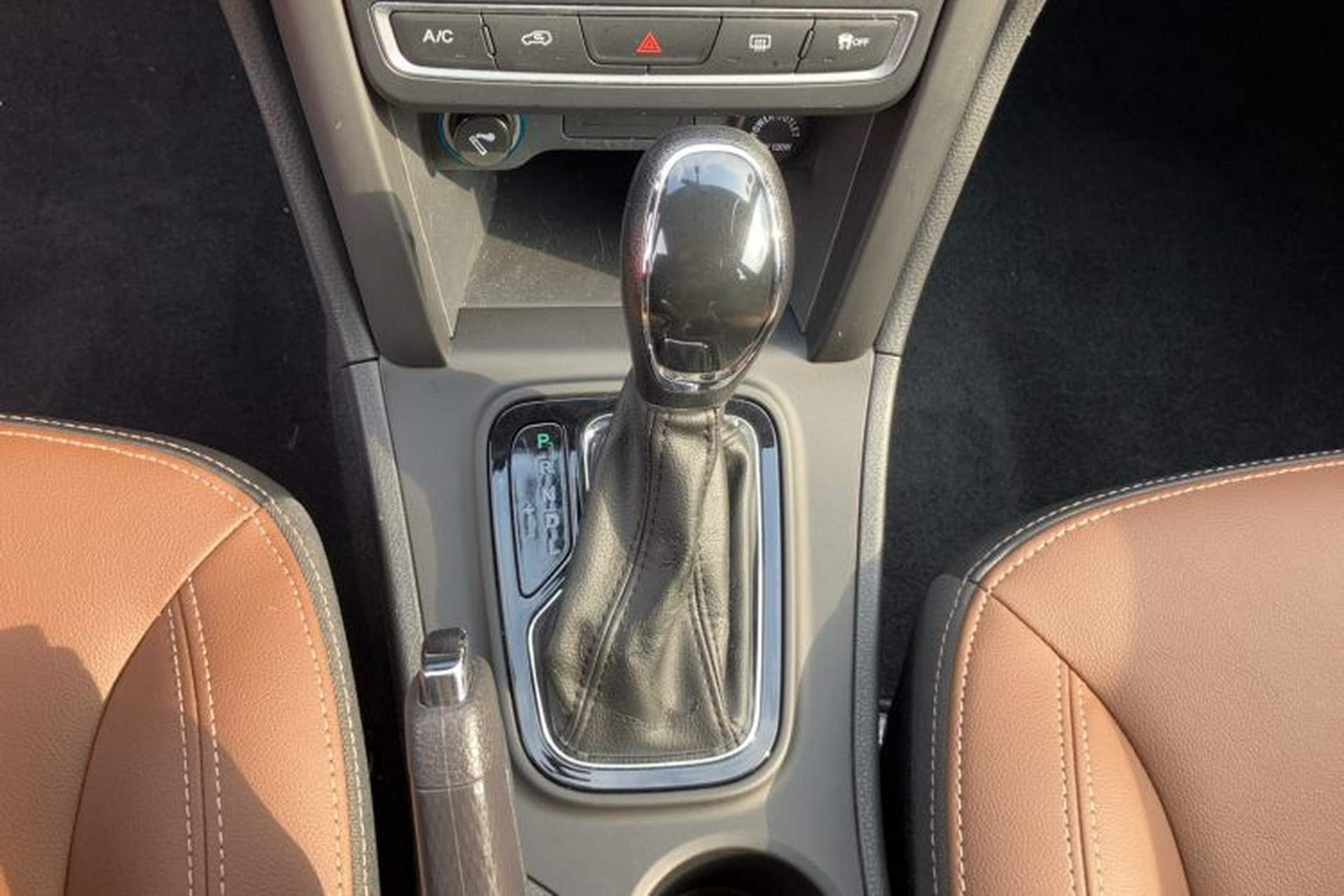 Used Chery Tiggo 3 2018 1.6L CVT Million Global Edition Gear Lever