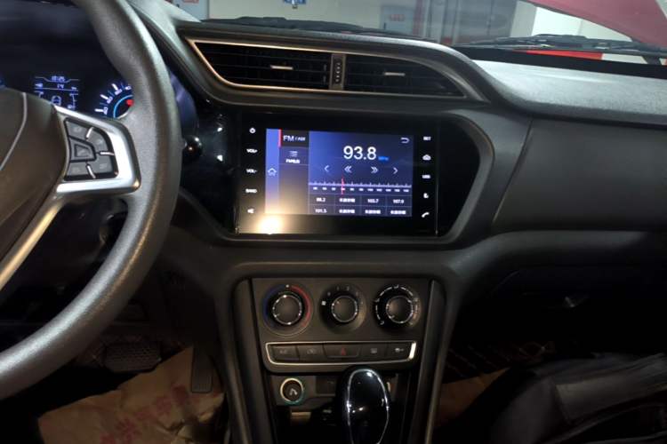 Used Chery Tiggo 3 2018 1.6L CVT Million Global Edition Audio And AC Panel