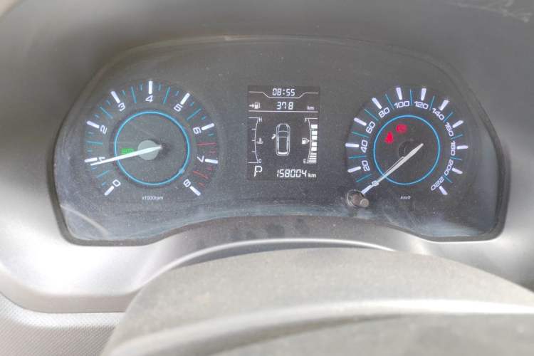 Used Chery Tiggo 3 2018 Classic Edition 1.6L CVT Comfort Model Odometer Close Up