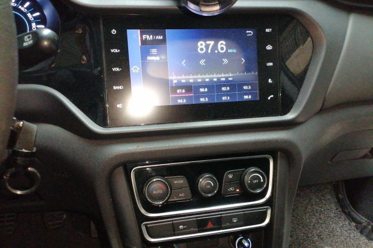 Used Chery Tiggo 3 2018 Classic Edition 1.6L Manual Elite Model Audio And AC Panel