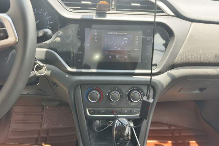 Used Chery Tiggo 3 2018 1.6L CVT Million Global Edition Audio And AC Panel