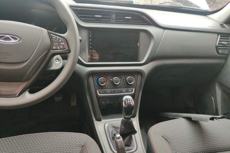Used Chery Tiggo 3 2018 Classic Edition 1.6L Manual Comfort Model Audio And AC Panel