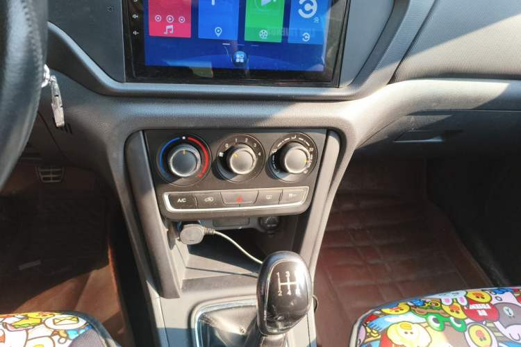Used Chery Tiggo 3 2018 Classic Edition 1.6L Manual Comfort Model Audio And AC Panel