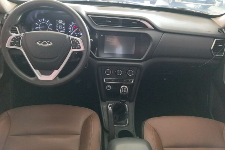 Used Chery Tiggo 3 2018 1.6L Manual Million Global Edition Center Console