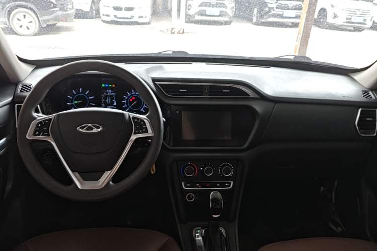 Used Chery Tiggo 3 2018 1.6L CVT Million Global Edition Center Console