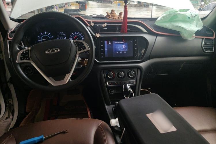 Used Chery Tiggo 3 2018 1.6L CVT Million Global Edition Center Console