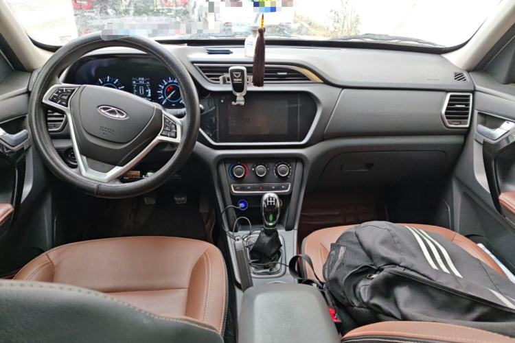 Used Chery Tiggo 3 2018 1.6L Manual Million Global Edition Center Console