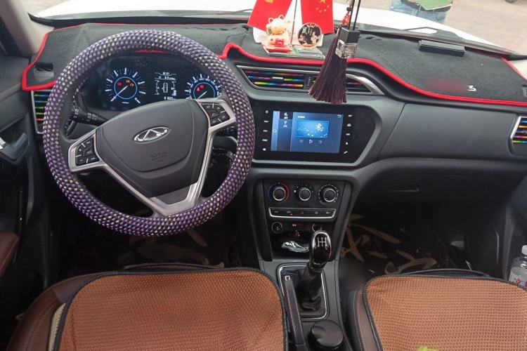 Used Chery Tiggo 3 2018 1.6L Manual Million Global Edition Center Console