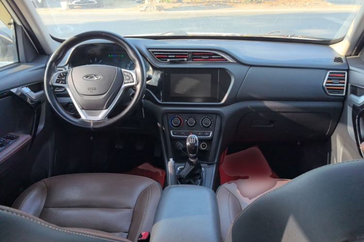 Used Chery Tiggo 3 2018 1.6L Manual Million Global Edition Center Console