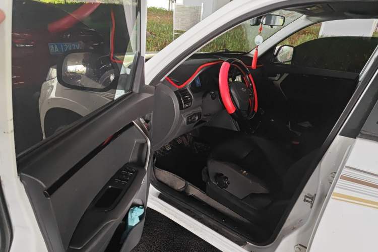 Used Chery Tiggo 3 2018 Classic Edition 1.6L Manual Comfort Model Driver Seat
