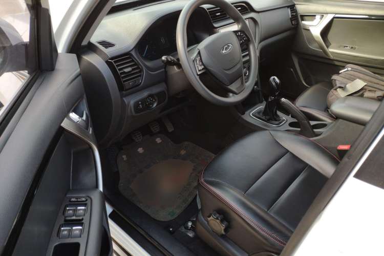 Used Chery Tiggo 3 2018 Classic Edition 1.6L Manual Comfort Model Driver Seat