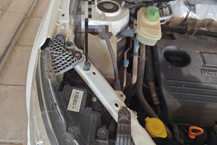 Used Chery Tiggo 3 2018 Classic Edition 1.6L Manual Elite Model Engine Bay Right