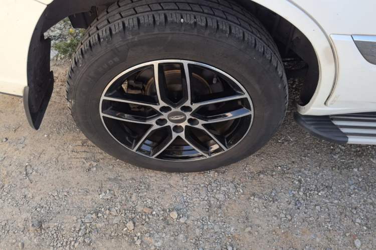Used Chery Tiggo 3 2018 1.6L Manual Million Global Edition Exterior 5