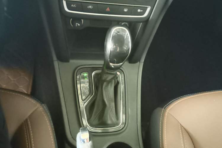 Used Chery Tiggo 3 2018 1.6L CVT Million Global Edition Gear Lever