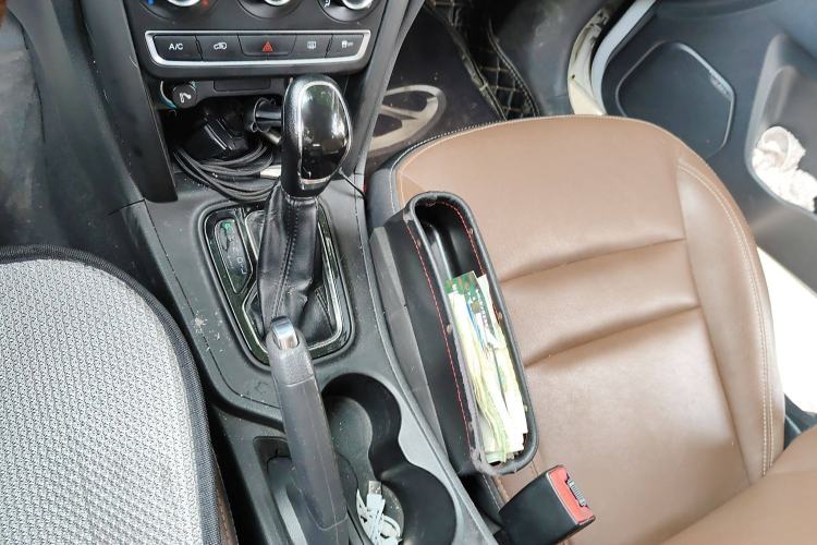 Used Chery Tiggo 3 2018 1.6L CVT Million Global Edition Gear Lever